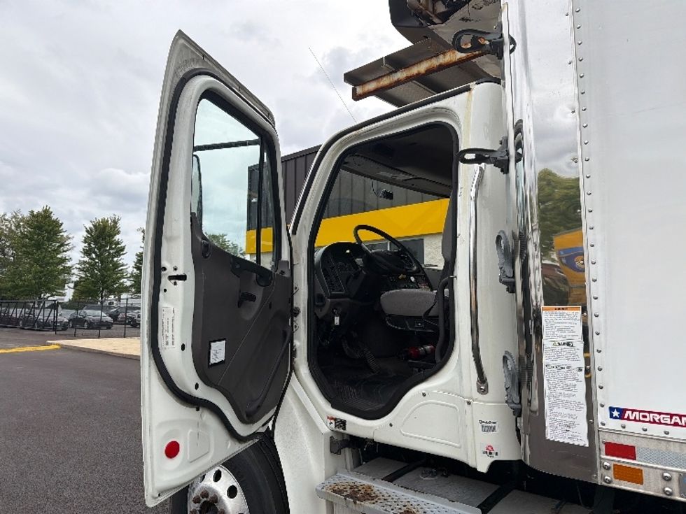Refrigerated Truck-Light and Medium Duty Trucks-Freightliner-2020-M2-Sturtevant-WI-166,432\n\t\tmiles-$ 63,000 - Image 16