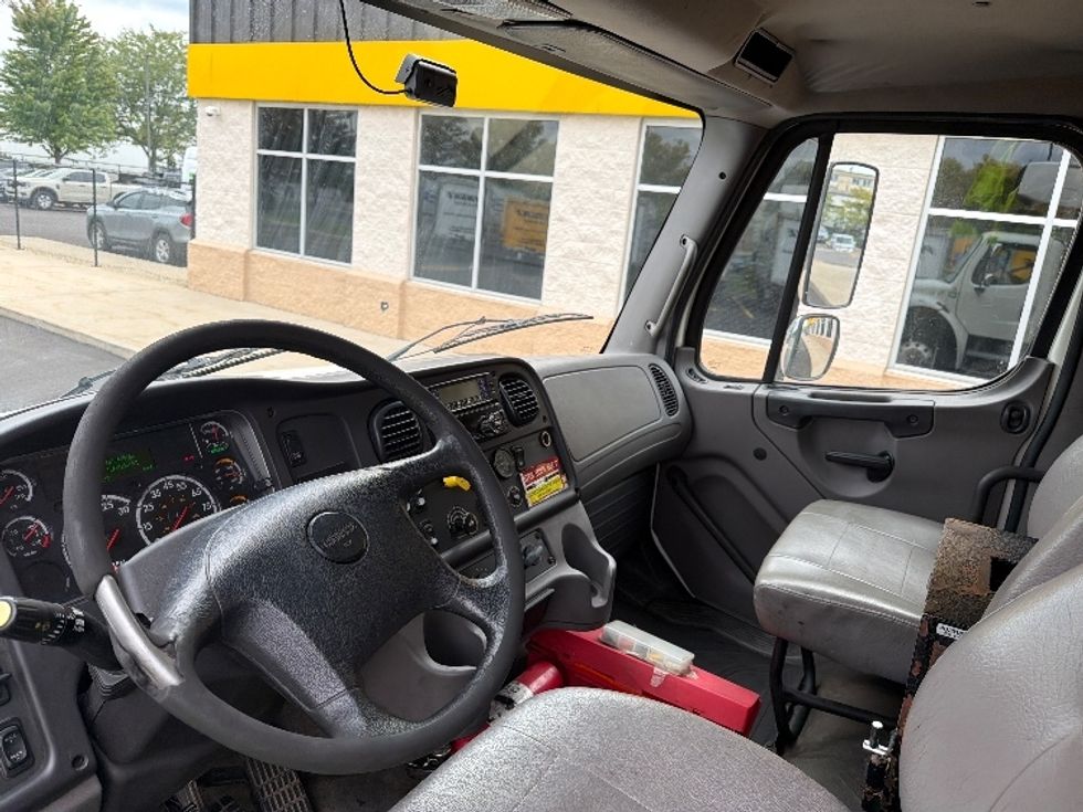 Refrigerated Truck-Light and Medium Duty Trucks-Freightliner-2020-M2-Sturtevant-WI-166,432\n\t\tmiles-$ 63,000 - Image 17