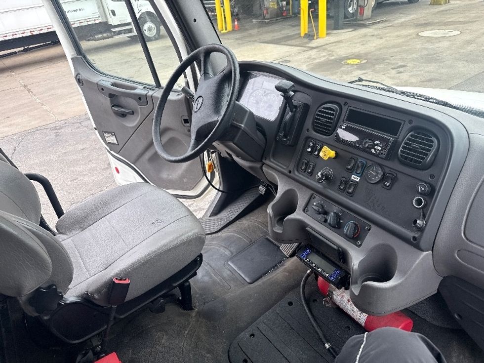 Refrigerated Truck-Light and Medium Duty Trucks-Freightliner-2020-M2-Sturtevant-WI-173,310\n\t\tmiles-$ 45,750 - Image 22