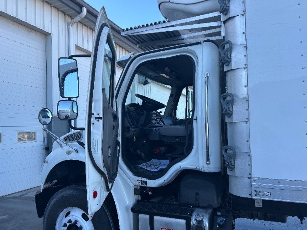 Refrigerated Truck-Light and Medium Duty Trucks-Freightliner-2020-M2-Sturtevant-WI-418,077\n\t\tmiles-$ 30,250 - Image 16