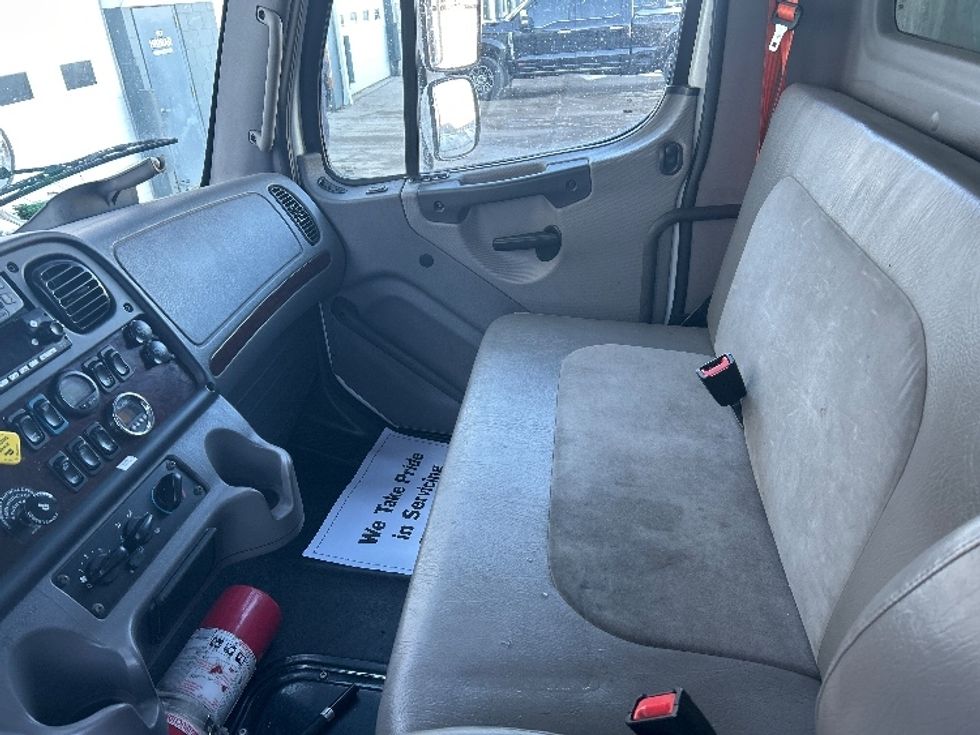 Refrigerated Truck-Light and Medium Duty Trucks-Freightliner-2020-M2-Sturtevant-WI-418,077\n\t\tmiles-$ 30,250 - Image 19