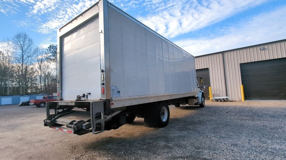 Refrigerated Truck-Light and Medium Duty Trucks-Freightliner-2020-M2-Suwanee-GA-250,650\n\t\tmiles-$ 41,750 - Image 13