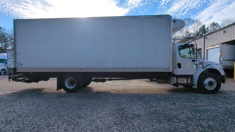 Refrigerated Truck-Light and Medium Duty Trucks-Freightliner-2020-M2-Suwanee-GA-250,650\n\t\tmiles-$ 41,750 - Image 15