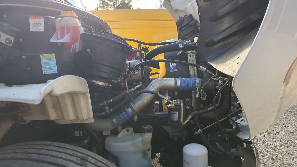 Refrigerated Truck-Light and Medium Duty Trucks-Freightliner-2020-M2-Suwanee-GA-250,650\n\t\tmiles-$ 41,750 - Image 23