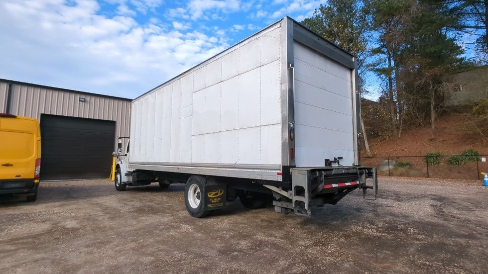 Refrigerated Truck-Light and Medium Duty Trucks-Freightliner-2020-M2-Suwanee-GA-250,650\n\t\tmiles-$ 41,750 - Image 6