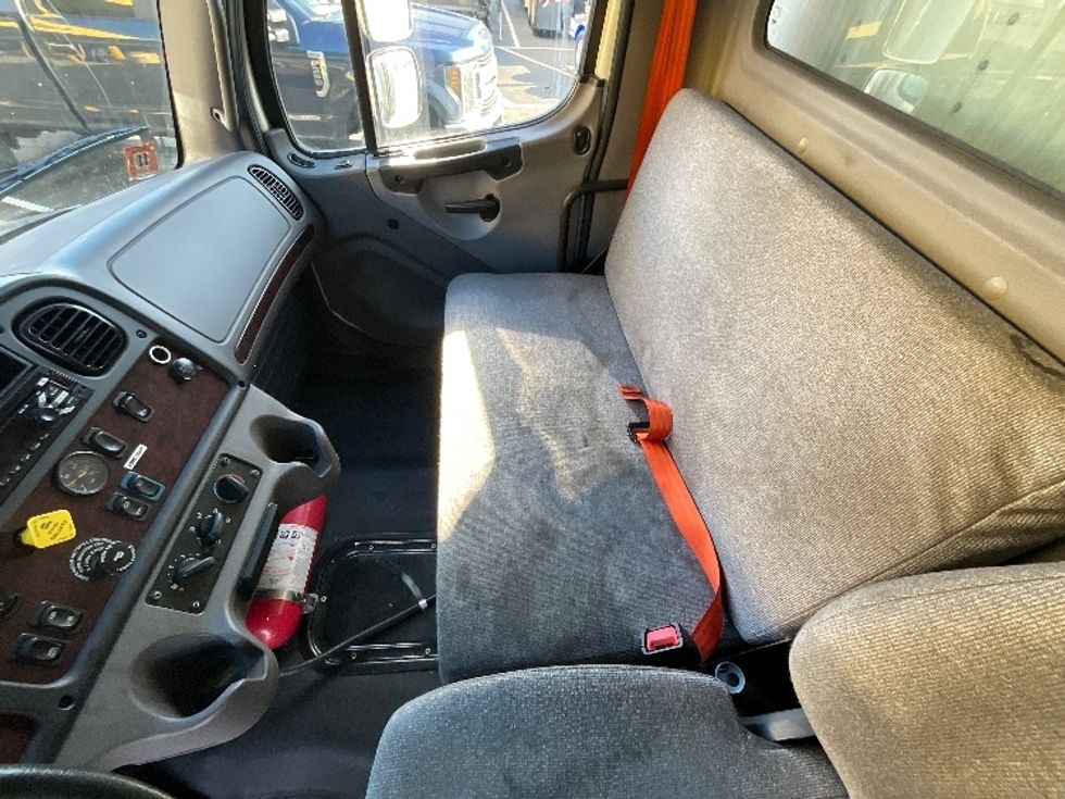 Refrigerated Truck-Light and Medium Duty Trucks-Freightliner-2020-M2-Swedesboro-NJ-238,716\n\t\tmiles-$ 58,000 - Image 19