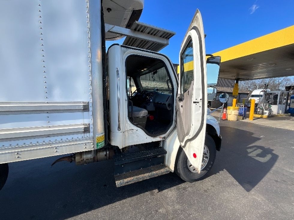Refrigerated Truck-Light and Medium Duty Trucks-Freightliner-2020-M2-Swedesboro-NJ-238,716\n\t\tmiles-$ 58,000 - Image 20