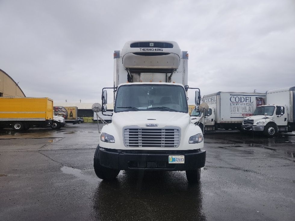 Refrigerated Truck-Light and Medium Duty Trucks-Freightliner-2020-M2-Tacoma-WA-398,202\n\t\tmiles-$ 22,250 - Image 2