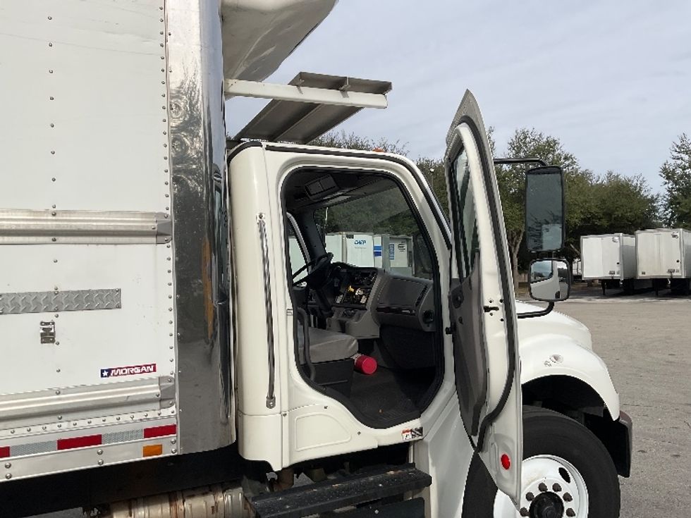 Refrigerated Truck-Light and Medium Duty Trucks-Freightliner-2020-M2-Tampa-FL-170,442\n\t\tmiles-$ 53,750 - Image 20