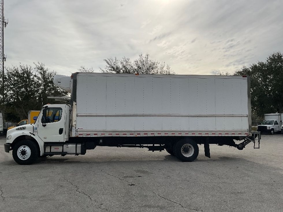 Refrigerated Truck-Light and Medium Duty Trucks-Freightliner-2020-M2-Tampa-FL-170,442\n\t\tmiles-$ 53,750 - Image 4