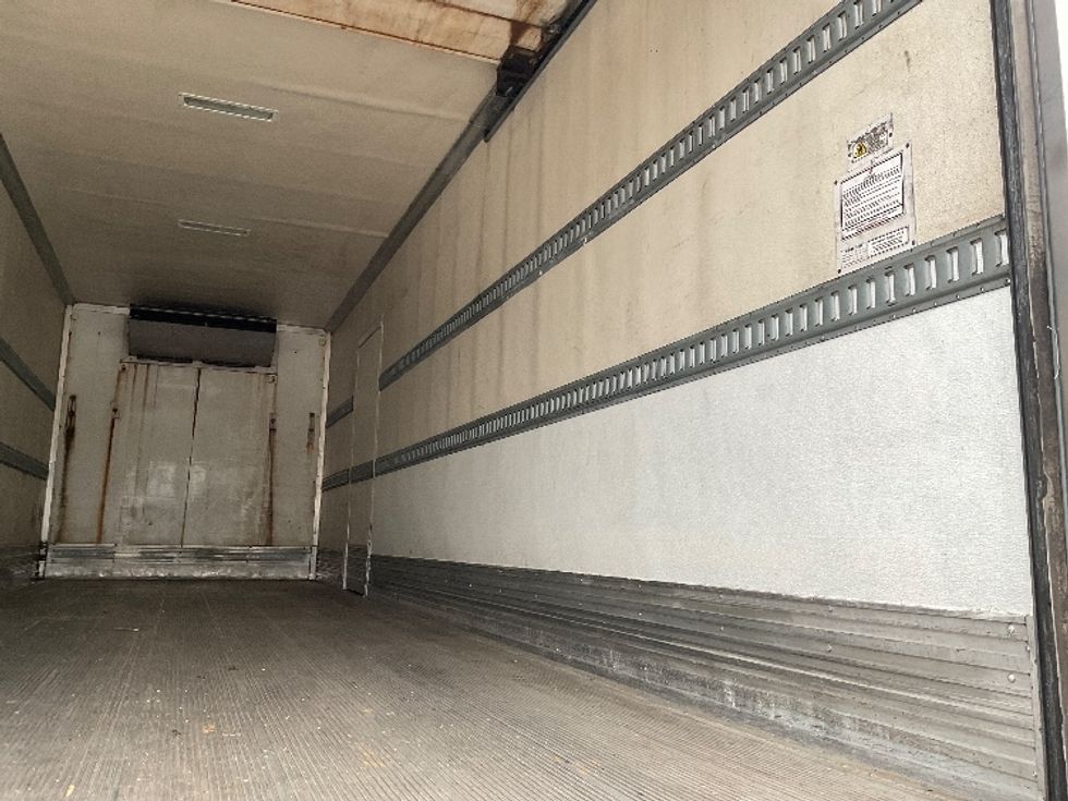 Refrigerated Truck-Light and Medium Duty Trucks-Freightliner-2020-M2-Tampa-FL-199,637\n\t\tmiles-$ 50,750 - Image 12