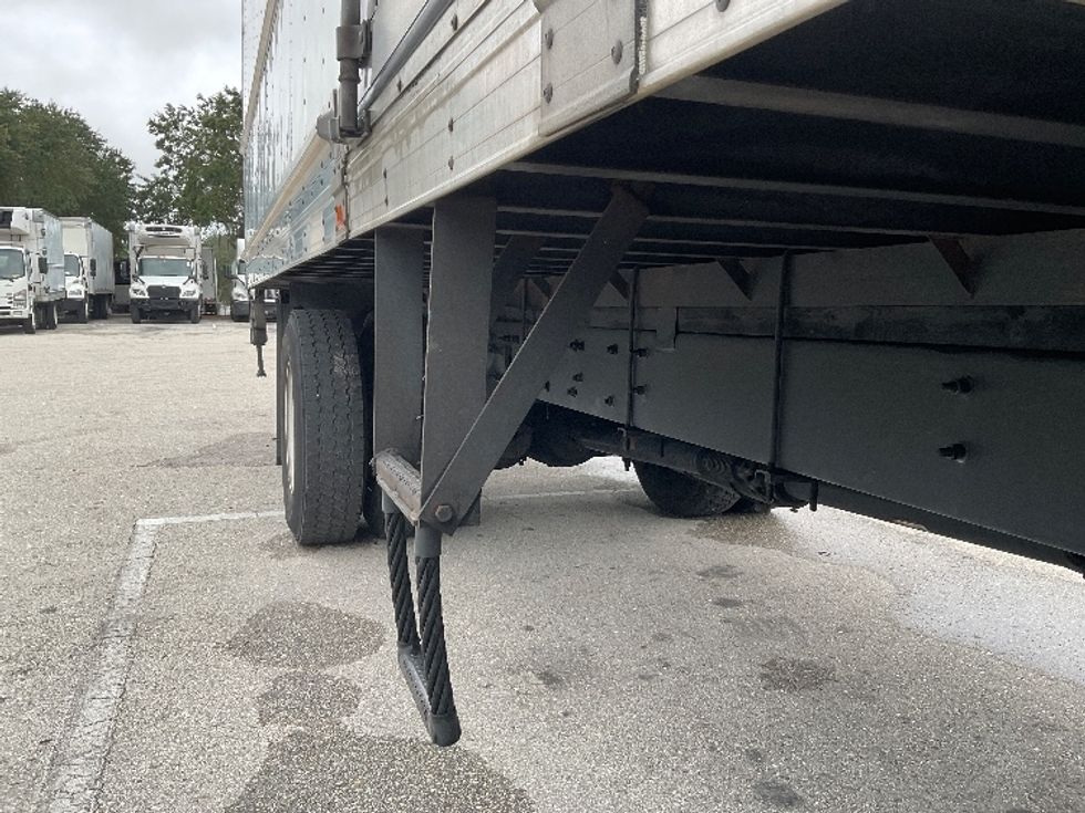 Refrigerated Truck-Light and Medium Duty Trucks-Freightliner-2020-M2-Tampa-FL-199,637\n\t\tmiles-$ 50,750 - Image 14