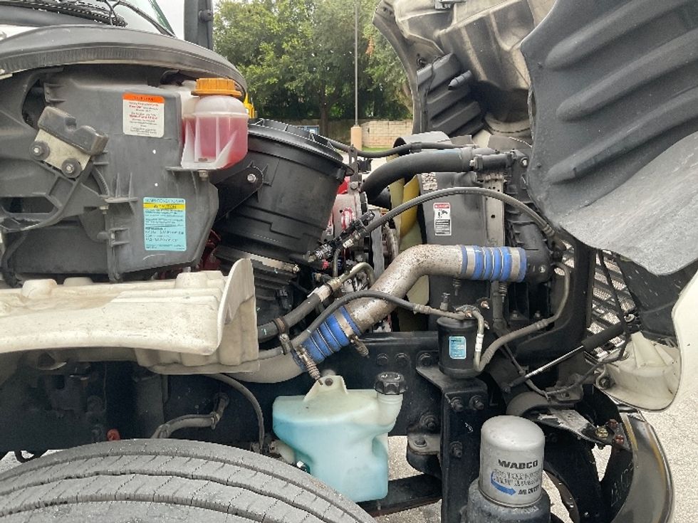 Refrigerated Truck-Light and Medium Duty Trucks-Freightliner-2020-M2-Tampa-FL-199,637\n\t\tmiles-$ 50,750 - Image 21