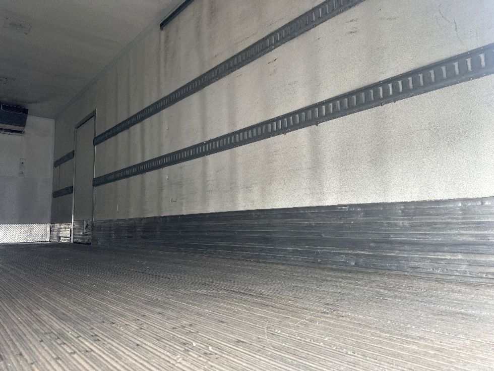 Refrigerated Truck-Light and Medium Duty Trucks-Freightliner-2020-M2-Toronto-ON-365,830\n\t\tkm-$ 59,750 - Image 12