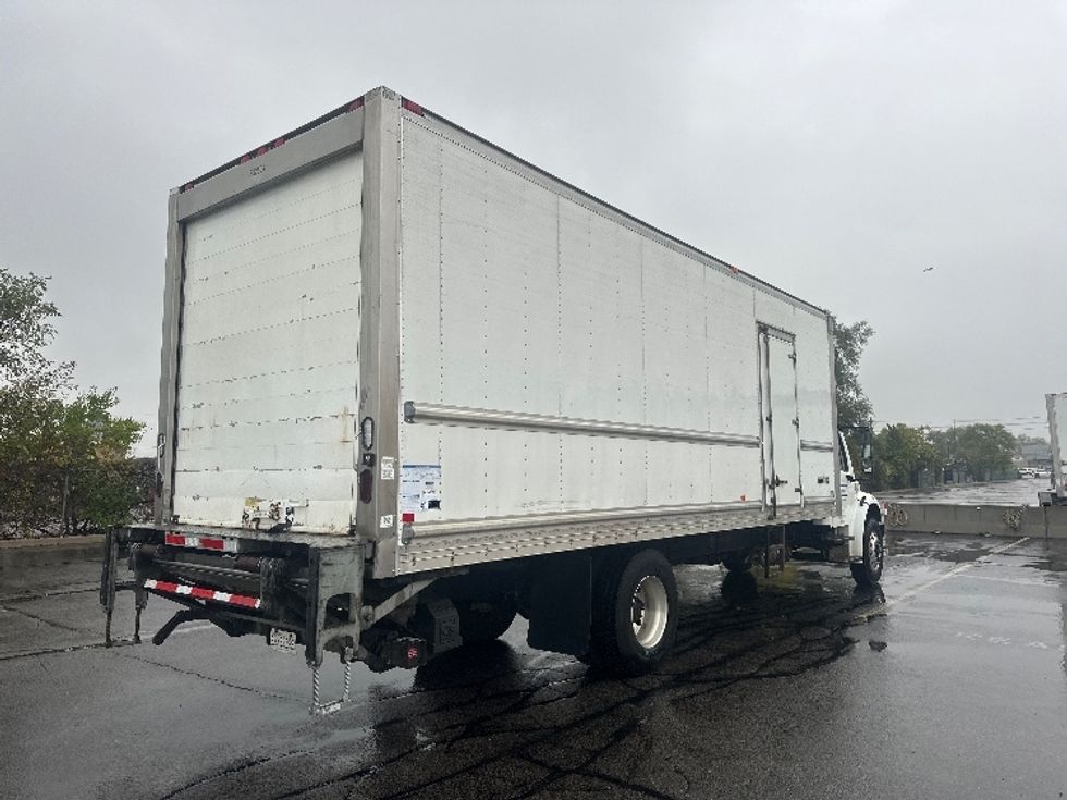 Refrigerated Truck-Light and Medium Duty Trucks-Freightliner-2020-M2-Toronto-ON-365,830\n\t\tkm-$ 59,750 - Image 13