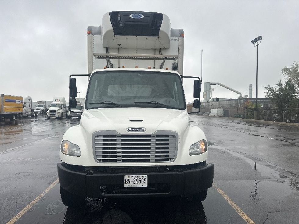 Refrigerated Truck-Light and Medium Duty Trucks-Freightliner-2020-M2-Toronto-ON-365,830\n\t\tkm-$ 59,750 - Image 2
