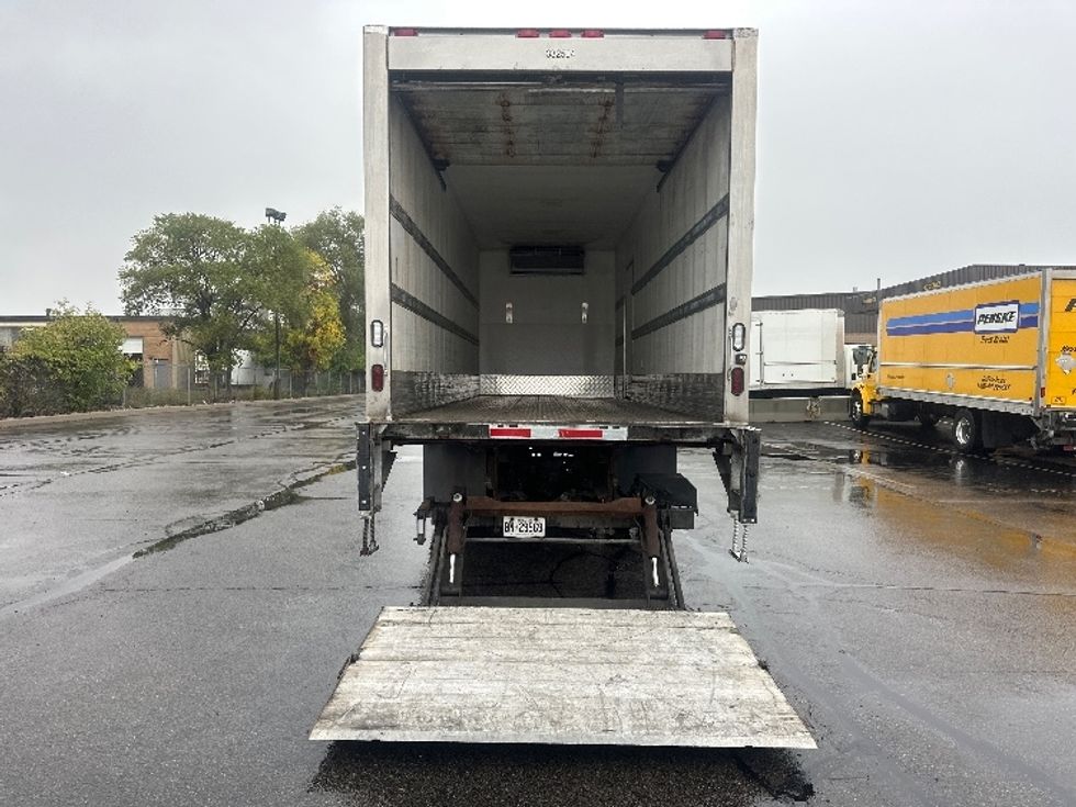 Refrigerated Truck-Light and Medium Duty Trucks-Freightliner-2020-M2-Toronto-ON-365,830\n\t\tkm-$ 59,750 - Image 9