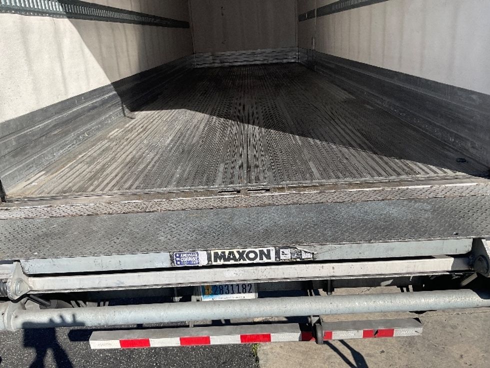 Refrigerated Truck-Light and Medium Duty Trucks-Freightliner-2020-M2-Torrance-CA-140,352\n\t\tmiles-$ 64,500 - Image 10