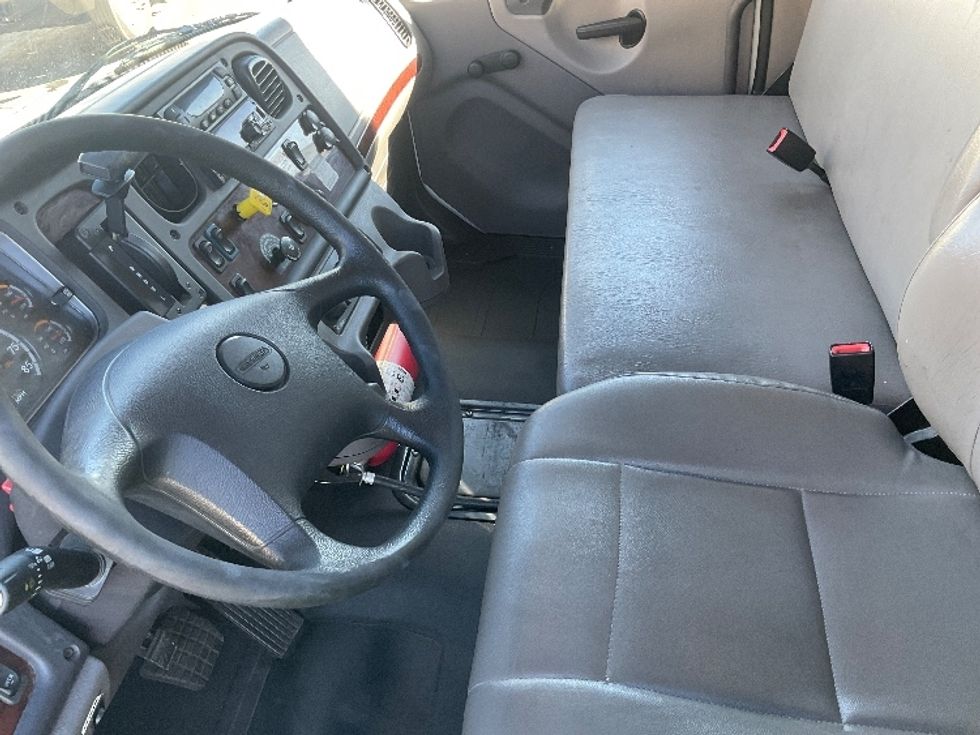 Refrigerated Truck-Light and Medium Duty Trucks-Freightliner-2020-M2-Torrance-CA-140,352\n\t\tmiles-$ 64,500 - Image 17