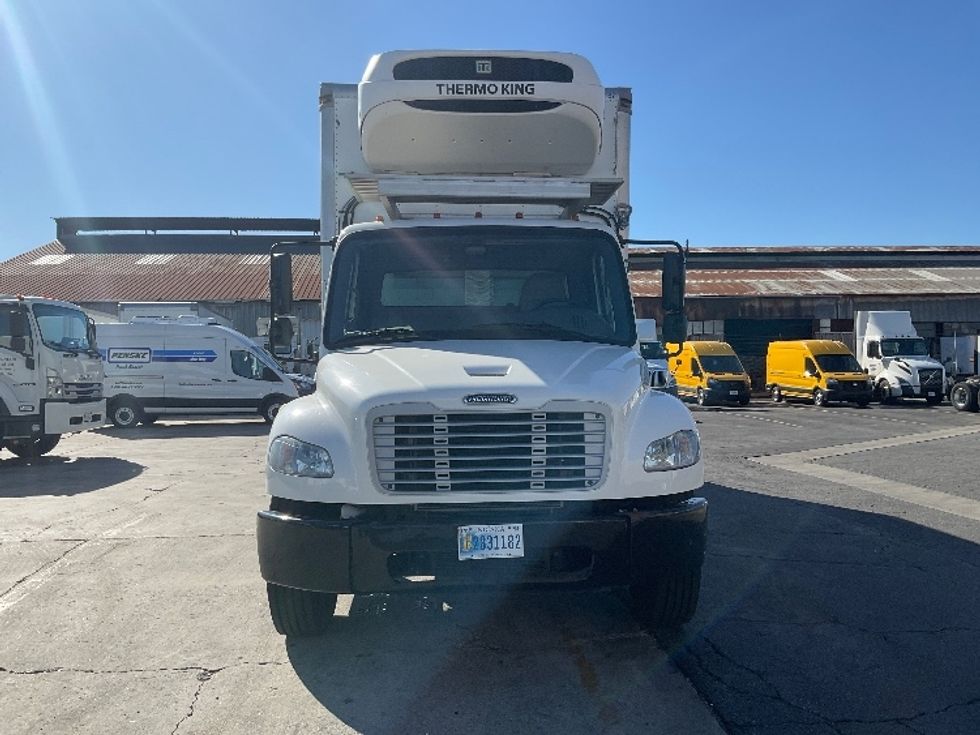 Refrigerated Truck-Light and Medium Duty Trucks-Freightliner-2020-M2-Torrance-CA-140,352\n\t\tmiles-$ 64,500 - Image 2
