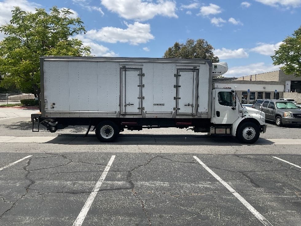 Refrigerated Truck-Light and Medium Duty Trucks-Freightliner-2020-M2-Torrance-CA-209,230\n\t\tmiles-$ 46,750 - Image 15