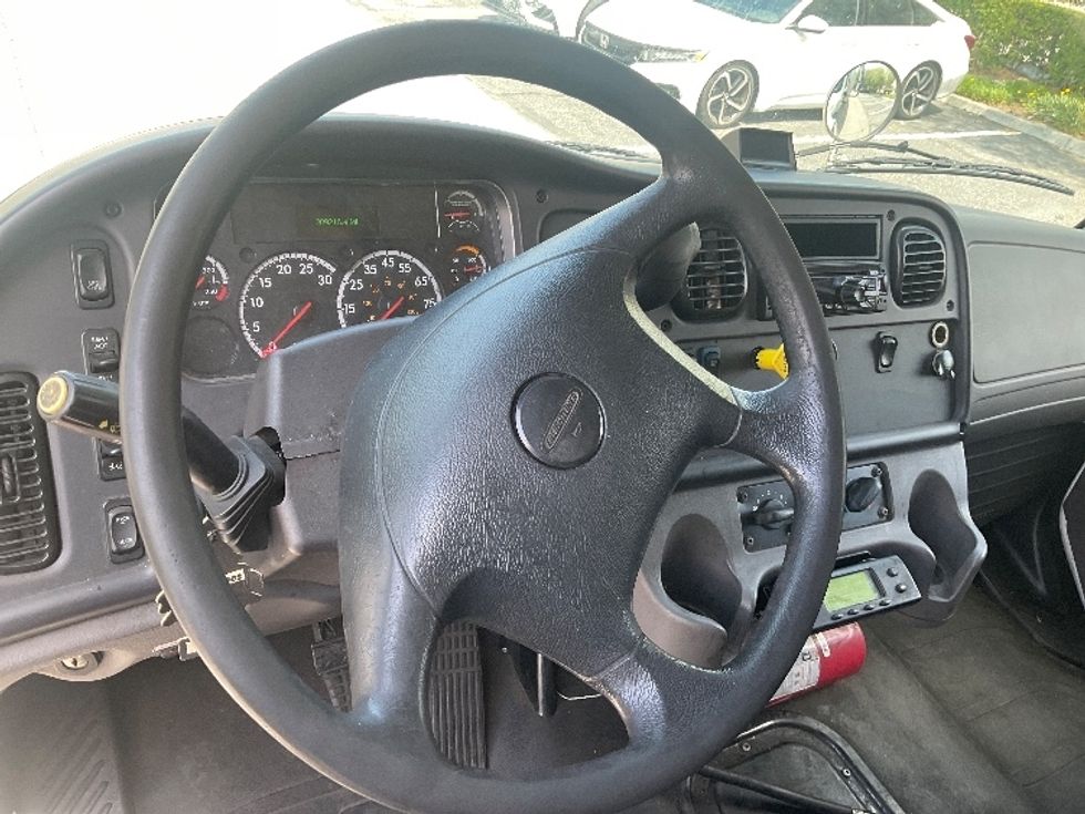 Refrigerated Truck-Light and Medium Duty Trucks-Freightliner-2020-M2-Torrance-CA-209,230\n\t\tmiles-$ 46,750 - Image 18