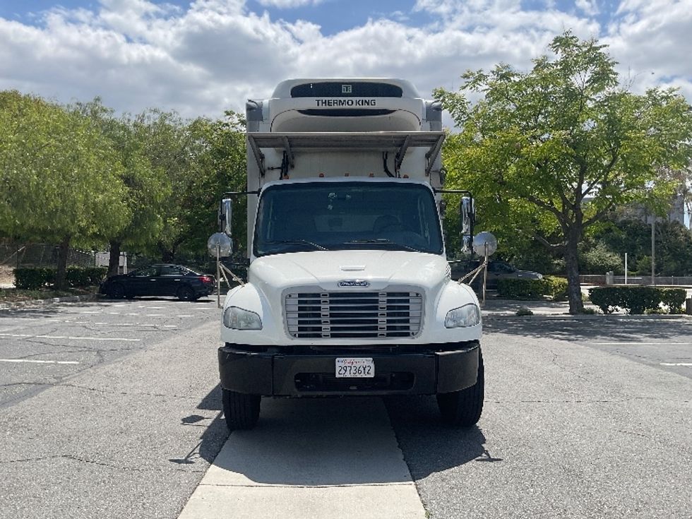 Refrigerated Truck-Light and Medium Duty Trucks-Freightliner-2020-M2-Torrance-CA-209,230\n\t\tmiles-$ 46,750 - Image 2