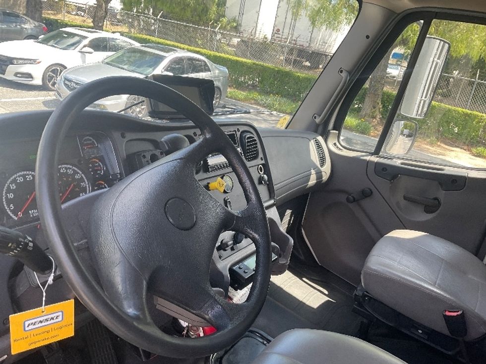 Refrigerated Truck-Light and Medium Duty Trucks-Freightliner-2020-M2-Torrance-CA-234,354\n\t\tmiles-$ 44,750 - Image 17