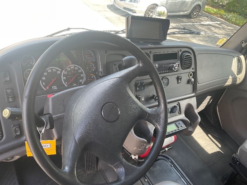 Refrigerated Truck-Light and Medium Duty Trucks-Freightliner-2020-M2-Torrance-CA-234,354\n\t\tmiles-$ 44,750 - Image 18