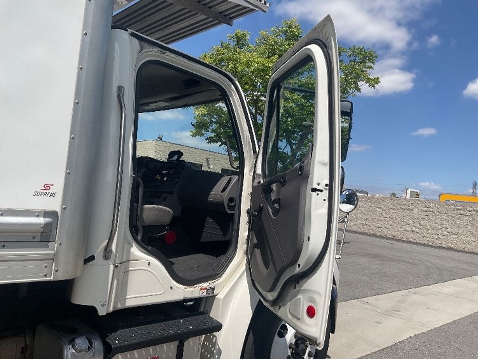 Refrigerated Truck-Light and Medium Duty Trucks-Freightliner-2020-M2-Torrance-CA-234,354\n\t\tmiles-$ 44,750 - Image 20