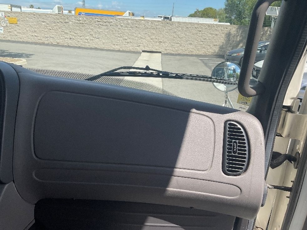 Refrigerated Truck-Light and Medium Duty Trucks-Freightliner-2020-M2-Torrance-CA-234,354\n\t\tmiles-$ 44,750 - Image 21