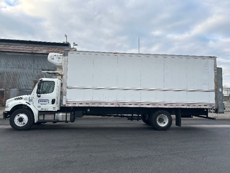 Refrigerated Truck-Light and Medium Duty Trucks-Freightliner-2020-M2-Torrance-CA-238,367\n\t\tmiles-$ 58,500 - Image 4