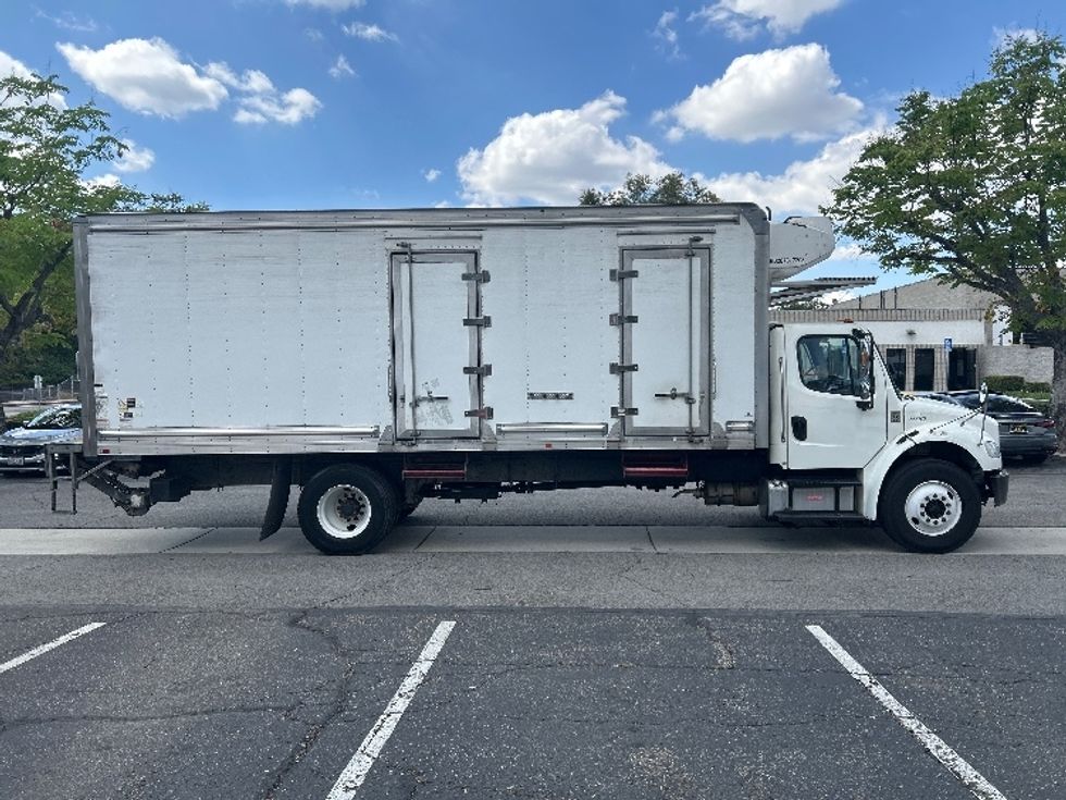 Refrigerated Truck-Light and Medium Duty Trucks-Freightliner-2020-M2-Torrance-CA-249,717\n\t\tmiles-$ 40,250 - Image 15