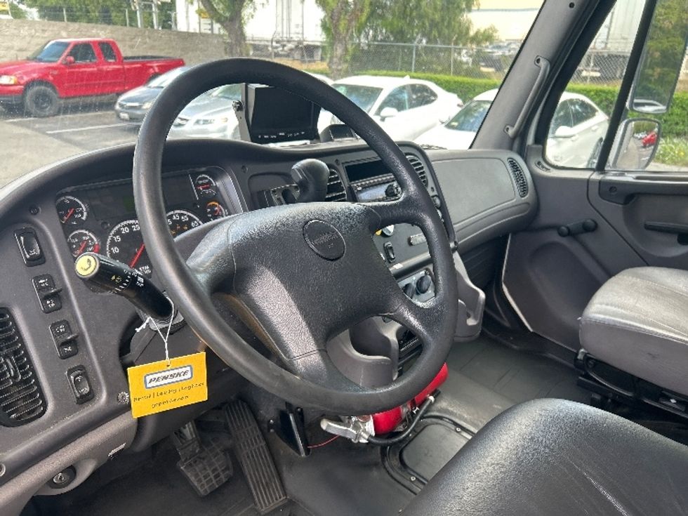 Refrigerated Truck-Light and Medium Duty Trucks-Freightliner-2020-M2-Torrance-CA-249,717\n\t\tmiles-$ 40,250 - Image 17