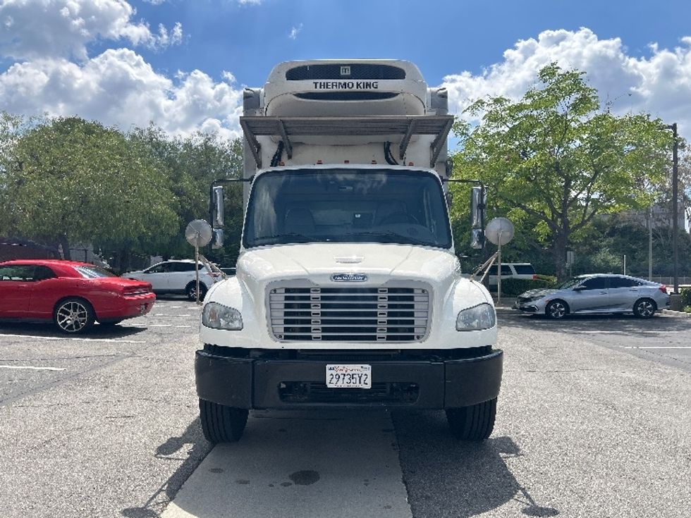 Refrigerated Truck-Light and Medium Duty Trucks-Freightliner-2020-M2-Torrance-CA-249,717\n\t\tmiles-$ 40,250 - Image 2
