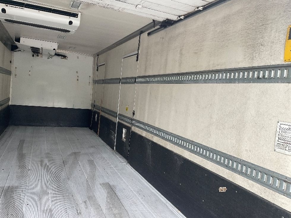 Refrigerated Truck-Light and Medium Duty Trucks-Freightliner-2020-M2-Torrance-CA-260,562\n\t\tmiles-$ 39,250 - Image 12