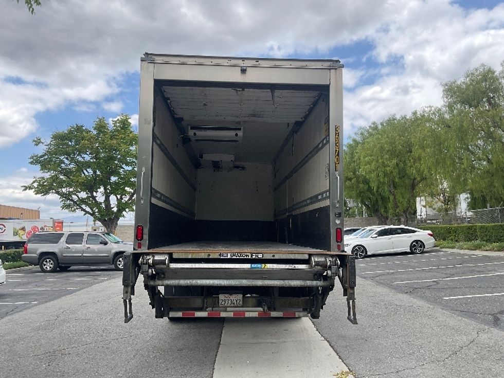 Refrigerated Truck-Light and Medium Duty Trucks-Freightliner-2020-M2-Torrance-CA-260,562\n\t\tmiles-$ 39,250 - Image 8