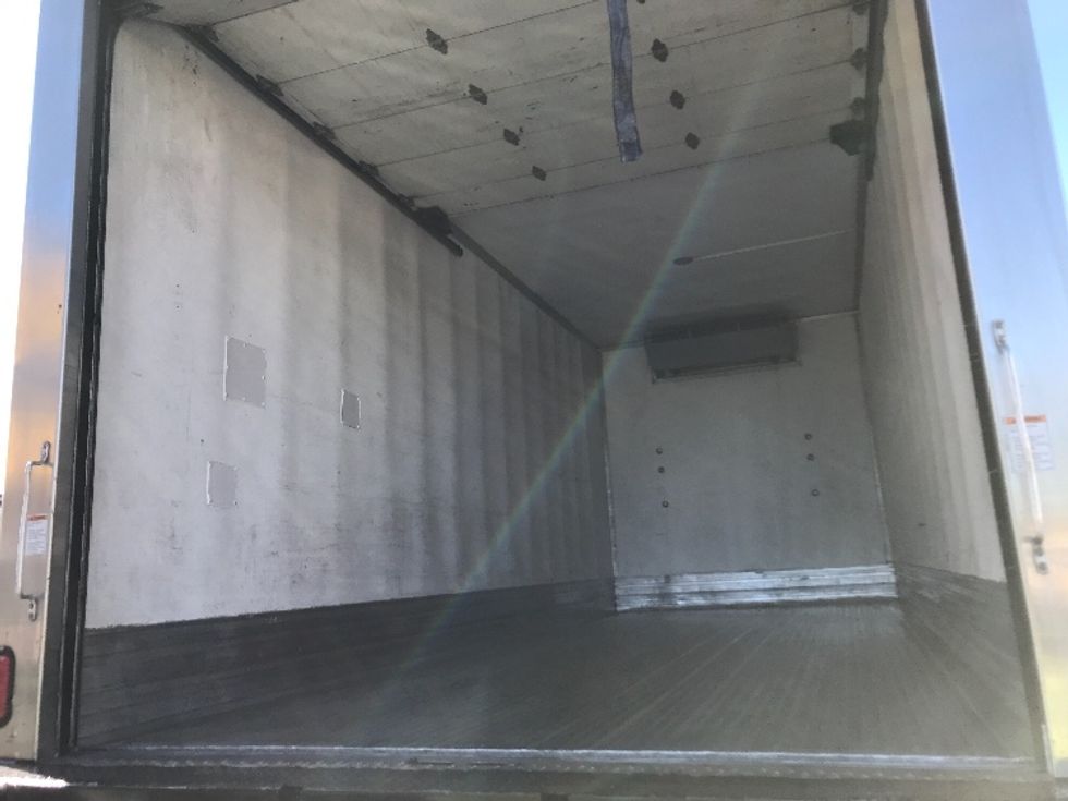 Refrigerated Truck-Light and Medium Duty Trucks-Freightliner-2020-M2-Torrance-CA-282,729\n\t\tmiles-$ 36,000 - Image 10