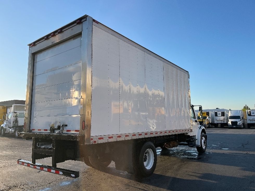 Refrigerated Truck-Light and Medium Duty Trucks-Freightliner-2020-M2-Torrance-CA-315,592\n\t\tmiles-$ 29,500 - Image 12