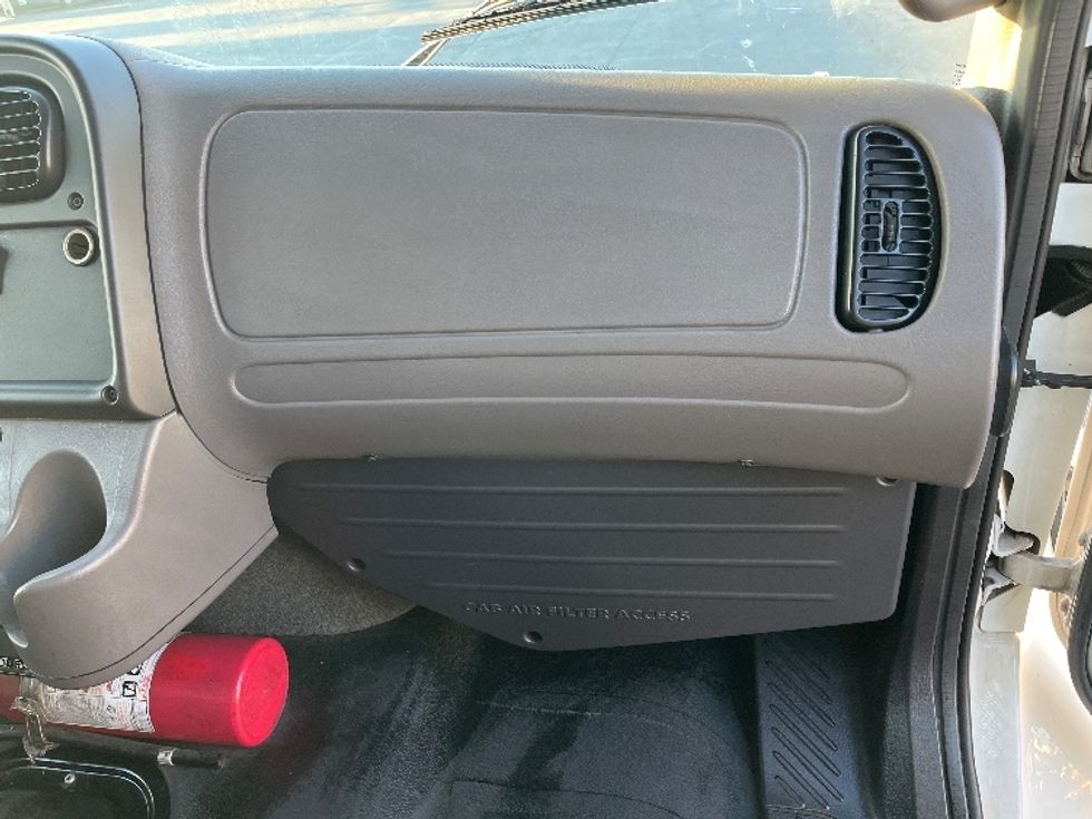 Refrigerated Truck-Light and Medium Duty Trucks-Freightliner-2020-M2-Torrance-CA-315,592\n\t\tmiles-$ 29,500 - Image 20