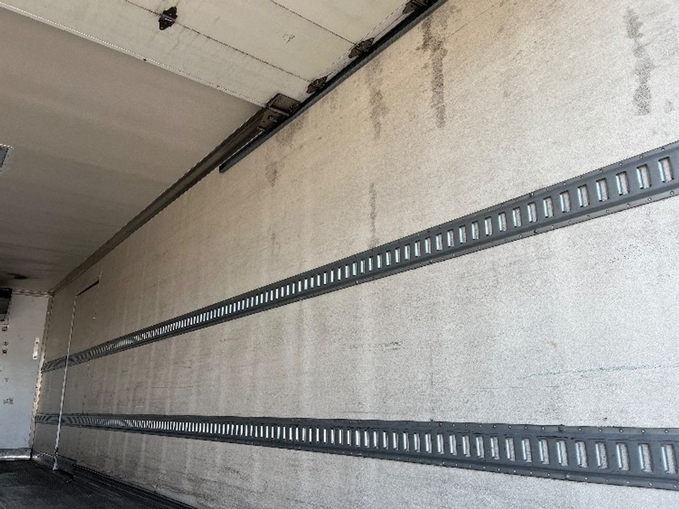 Refrigerated Truck-Light and Medium Duty Trucks-Freightliner-2020-M2-Torrance-CA-68,279\n\t\tmiles-$ 61,500 - Image 11