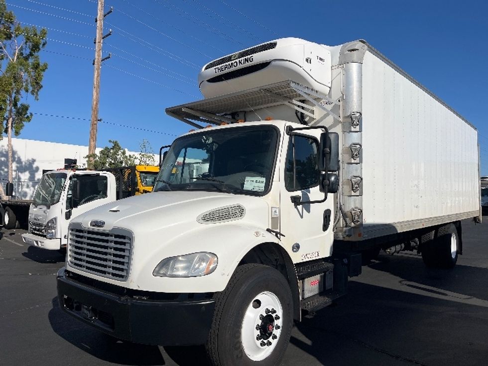Refrigerated Truck-Light and Medium Duty Trucks-Freightliner-2020-M2-Torrance-CA-68,279\n\t\tmiles-$ 61,500 - Image 3