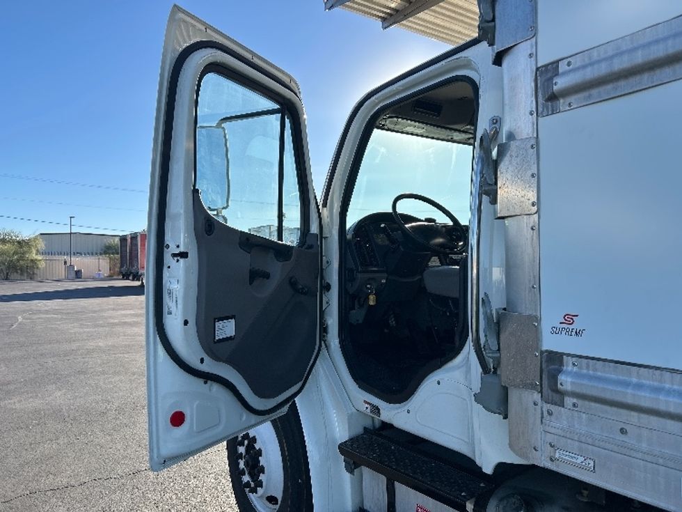 Refrigerated Truck-Light and Medium Duty Trucks-Freightliner-2020-M2-Tucson-AZ-143,188\n\t\tmiles-$ 63,500 - Image 16