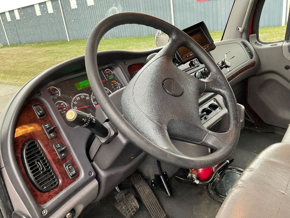 Refrigerated Truck-Light and Medium Duty Trucks-Freightliner-2020-M2-Tukwila-WA-194,674\n\t\tmiles-$ 46,250 - Image 16