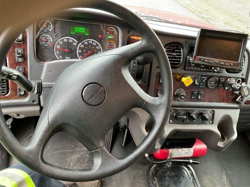 Refrigerated Truck-Light and Medium Duty Trucks-Freightliner-2020-M2-Tukwila-WA-194,674\n\t\tmiles-$ 46,250 - Image 17