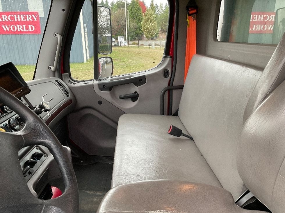 Refrigerated Truck-Light and Medium Duty Trucks-Freightliner-2020-M2-Tukwila-WA-194,674\n\t\tmiles-$ 46,250 - Image 18