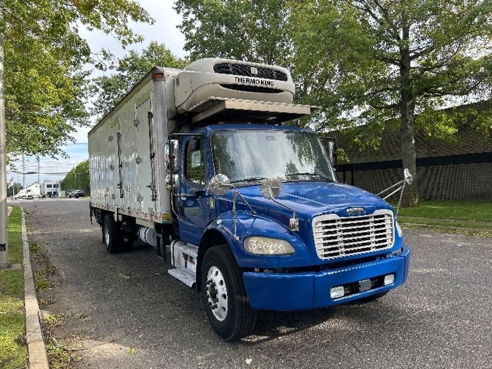 Refrigerated Truck-Light and Medium Duty Trucks-Freightliner-2020-M2-West Babylon-NY-186,580\n\t\tmiles-$ 46,500 - Image 1