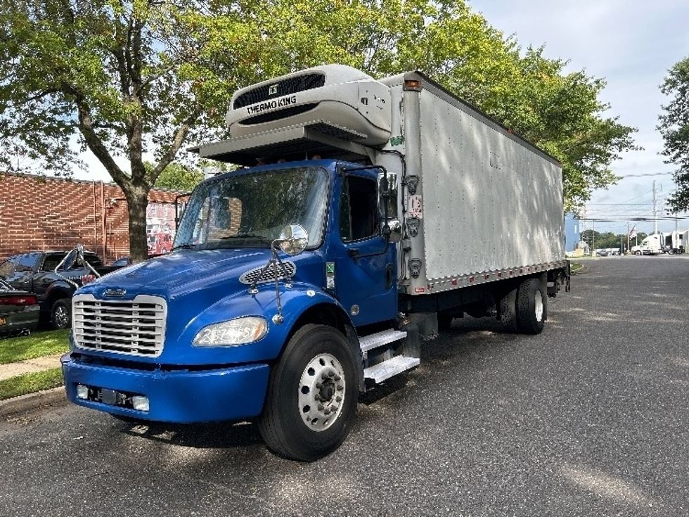 Refrigerated Truck-Light and Medium Duty Trucks-Freightliner-2020-M2-West Babylon-NY-186,580\n\t\tmiles-$ 46,500 - Image 3