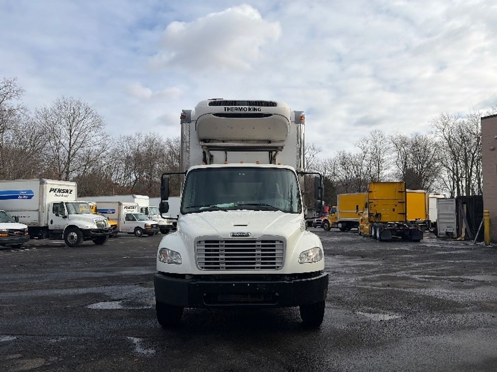 Refrigerated Truck-Light and Medium Duty Trucks-Freightliner-2020-M2-West Babylon-NY-197,419\n\t\tmiles-$ 51,750 - Image 2