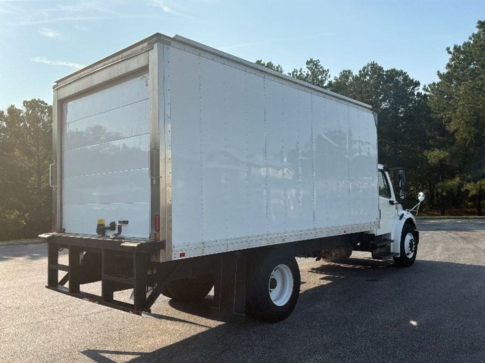 Refrigerated Truck-Light and Medium Duty Trucks-Freightliner-2020-M2-West Columbia-SC-277,424\n\t\tmiles-$ 33,000 - Image 11